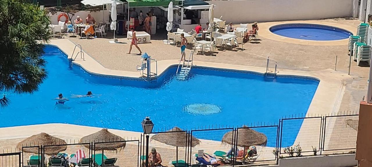 Апартаменти Acuario Shared Flat Piso Compartido Est Partage الشقة مشتركة Бенальмадена Екстер'єр фото